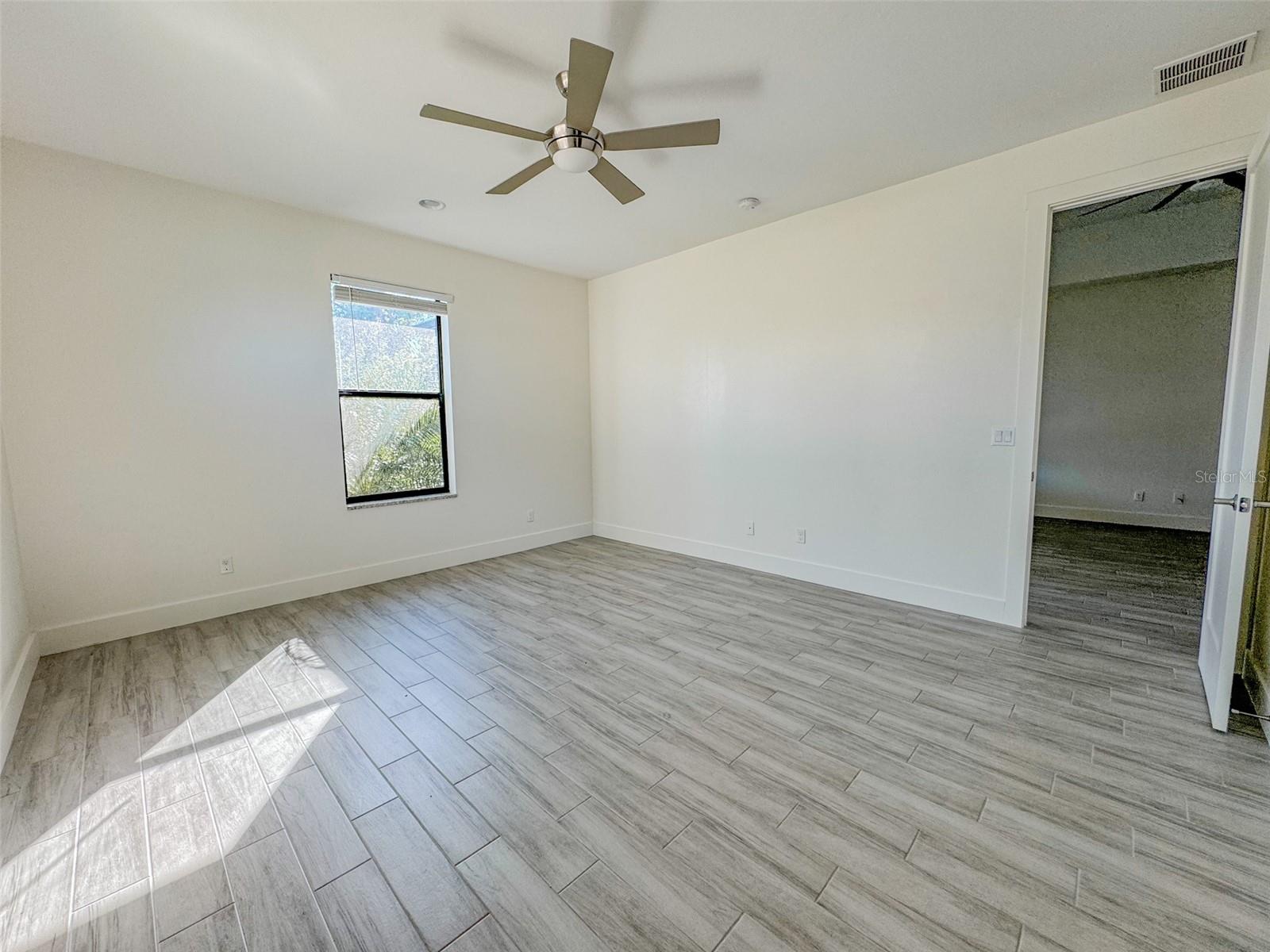 2307 MAGDALINA DR #112, PUNTA GORDA, FL, 33950