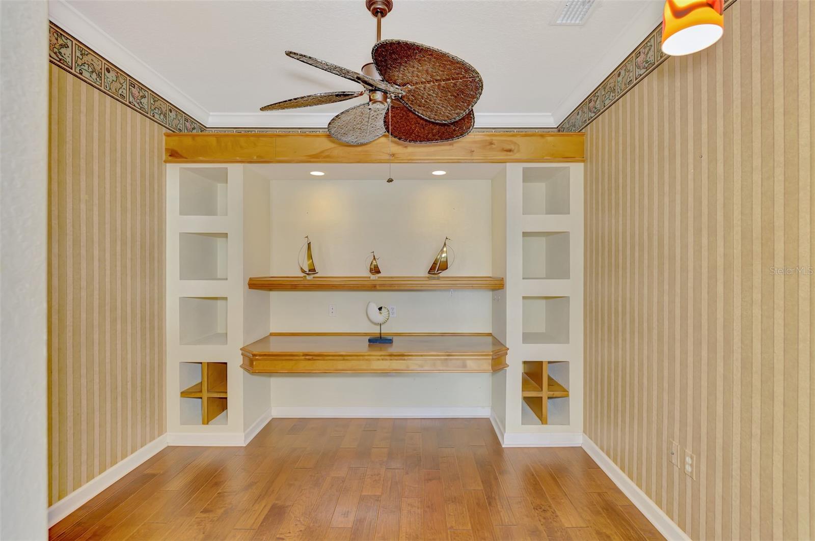 4914 LAKESCENE PL, SARASOTA, FL, 34243