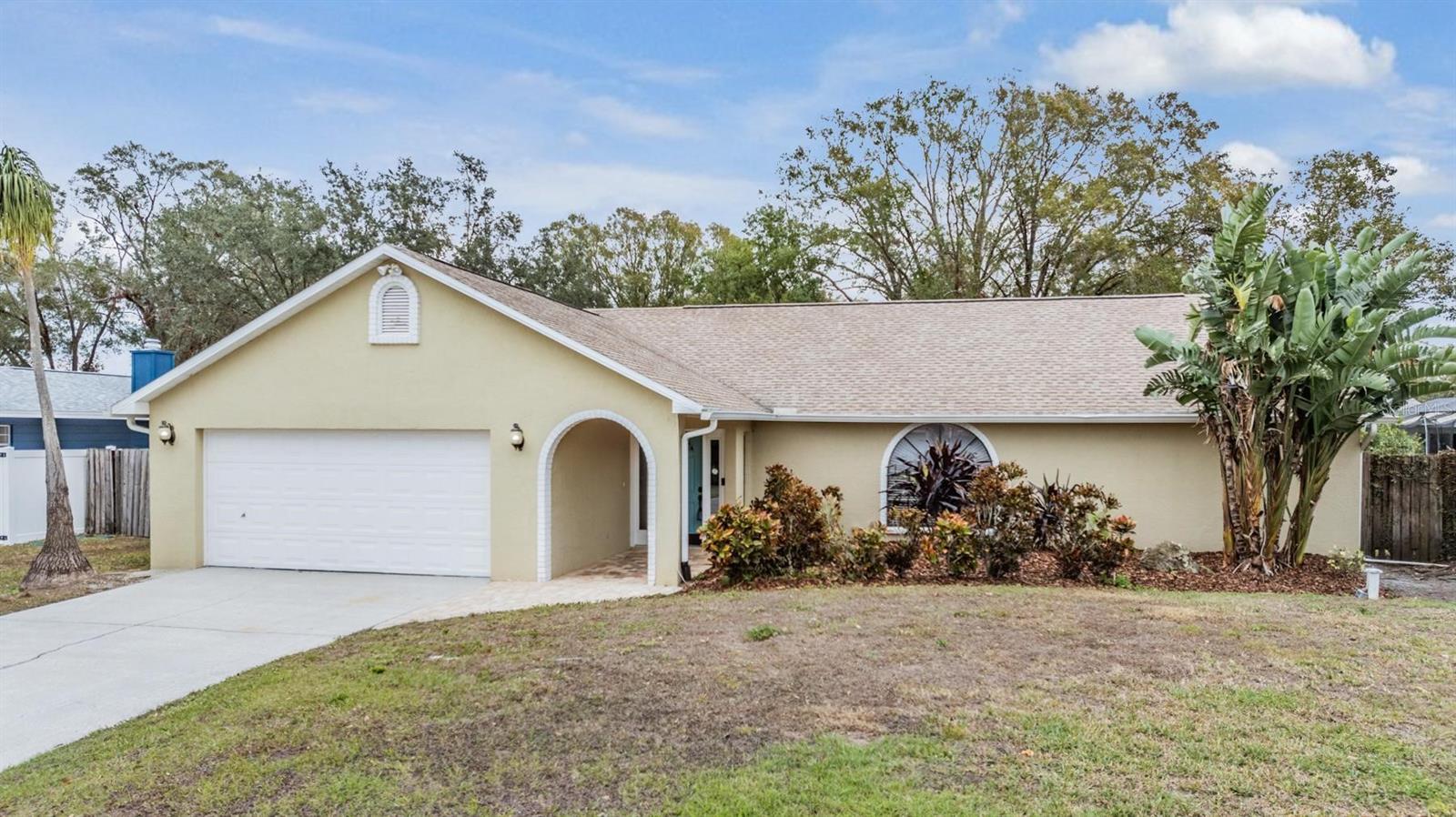 3702 LAKE BREEZE DR, LAND O LAKES, FL, 34639
