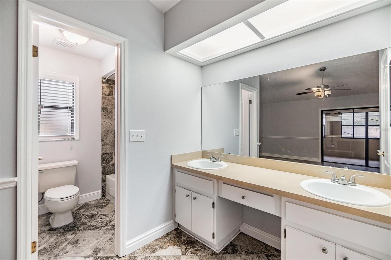 3702 LAKE BREEZE DR, LAND O LAKES, FL, 34639