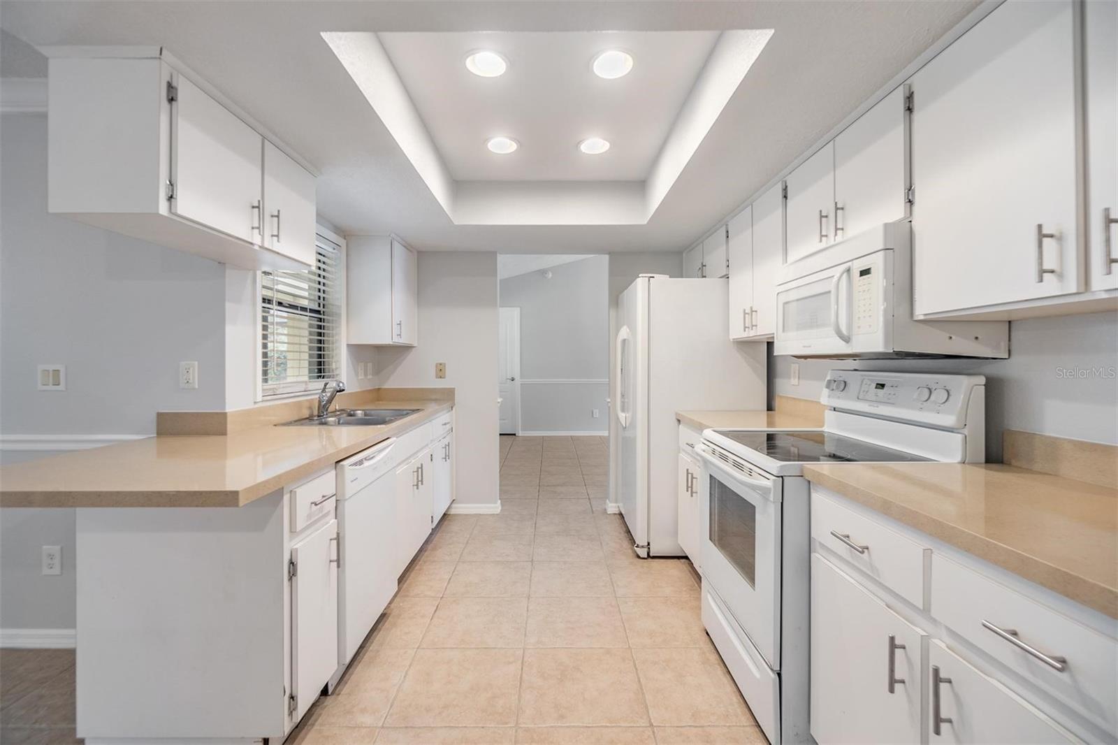 3702 LAKE BREEZE DR, LAND O LAKES, FL, 34639