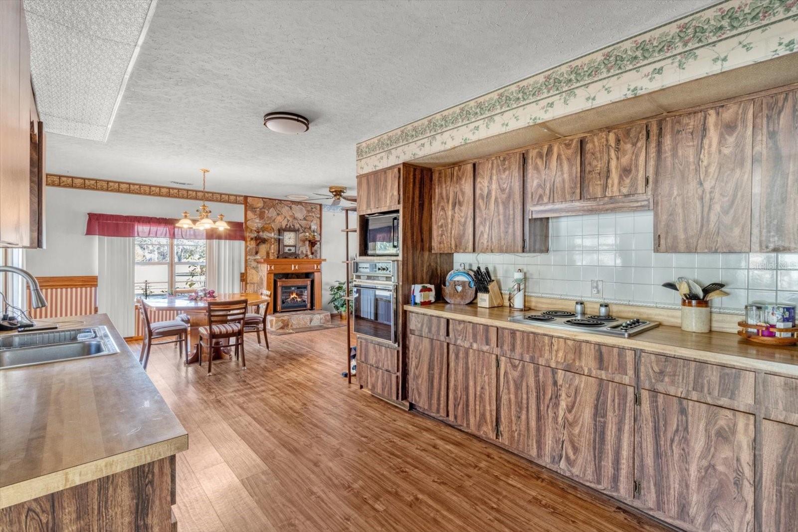 6981 W GREEN ACRES ST, HOMOSASSA, FL, 34446