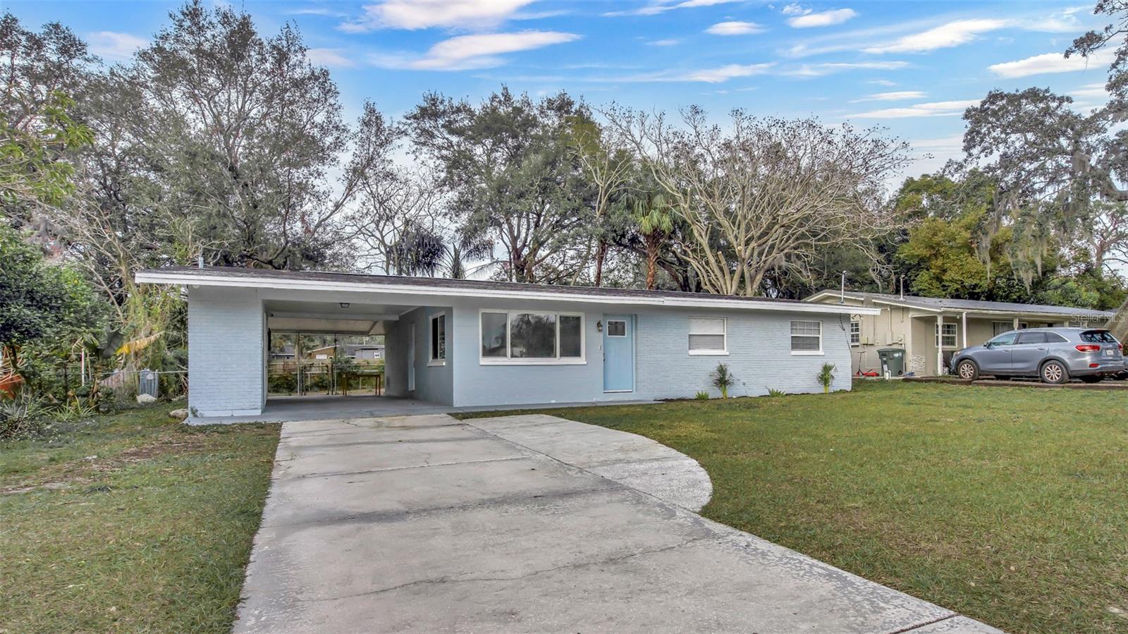 4004 E BLUFF AVE, TAMPA, FL, 33617