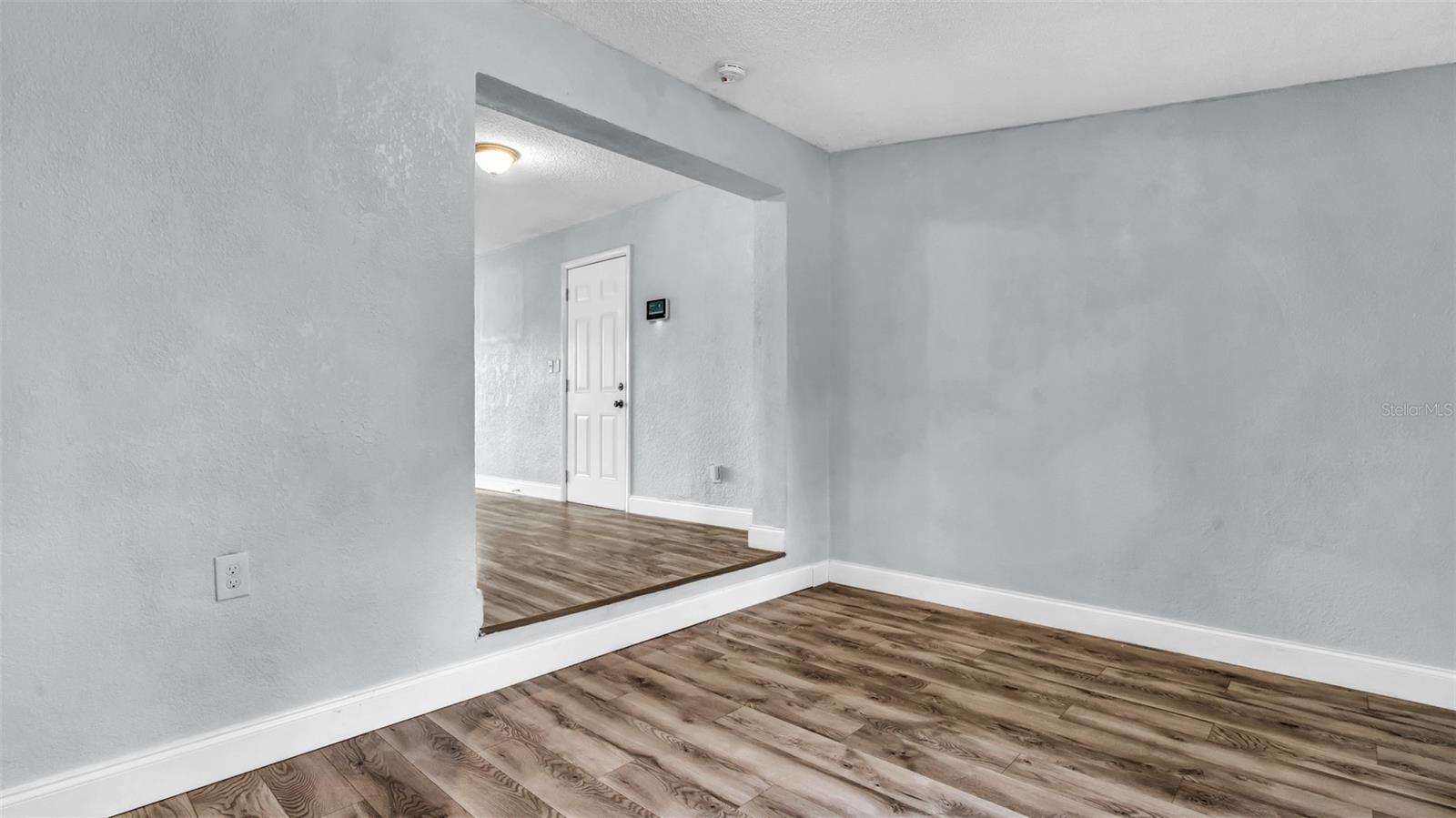 4004 E BLUFF AVE, TAMPA, FL, 33617