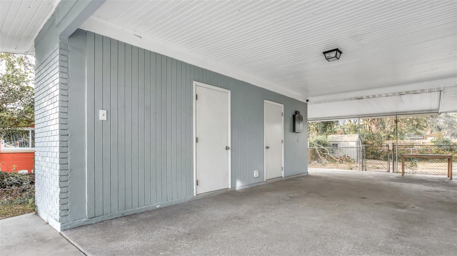 4004 E BLUFF AVE, TAMPA, FL, 33617