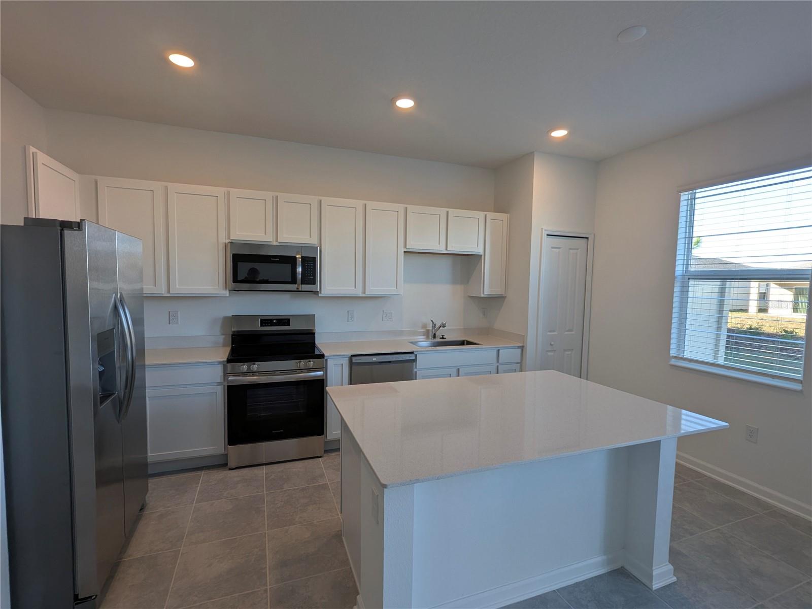 2499 SKYLINE LOOP, KISSIMMEE, FL, 34758