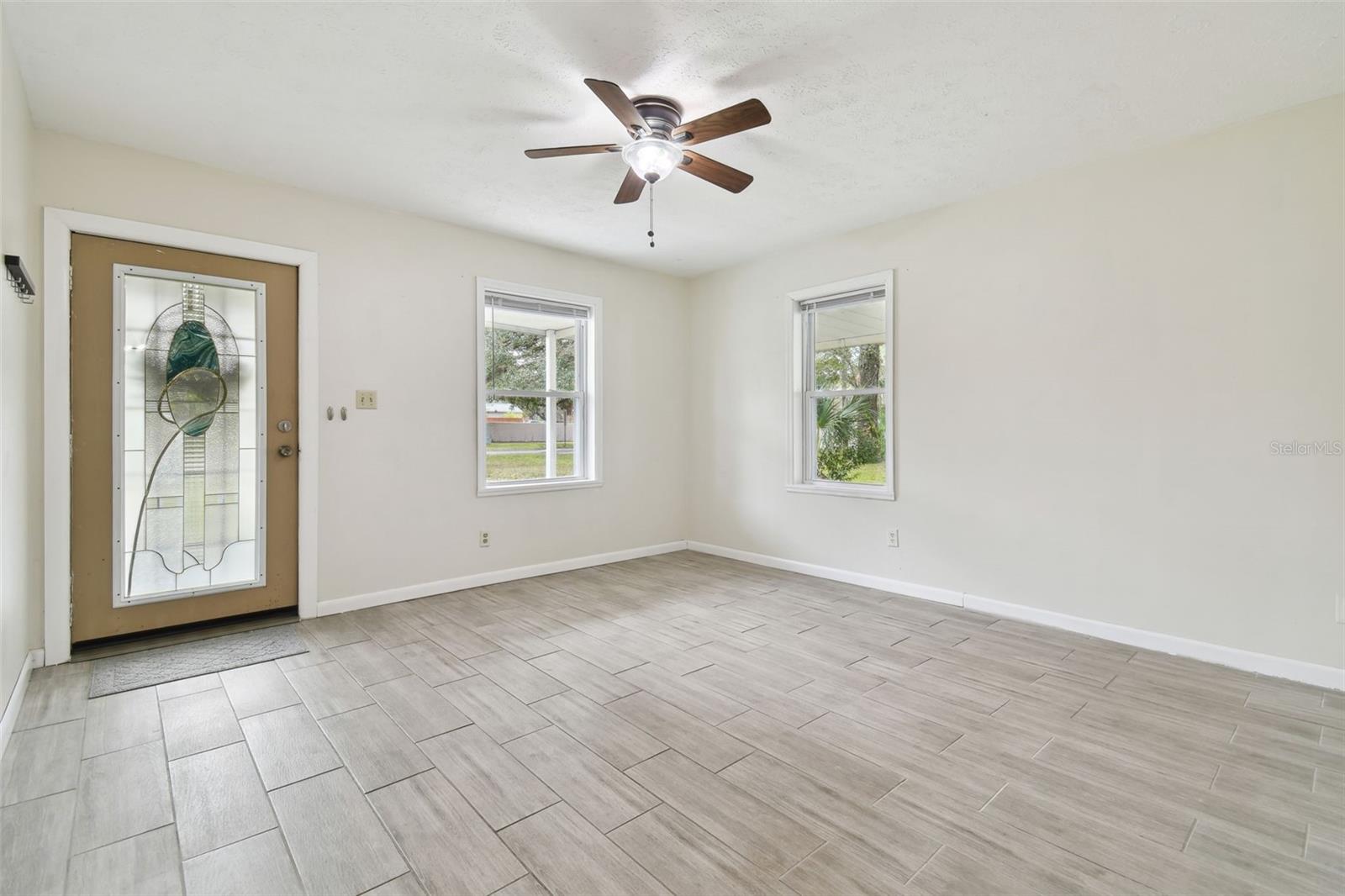 9415 FOREST HILLS DR, TAMPA, FL, 33612