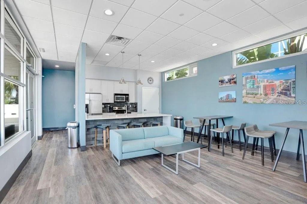 1208 E KENNEDY BLVD #410, TAMPA, FL, 33602