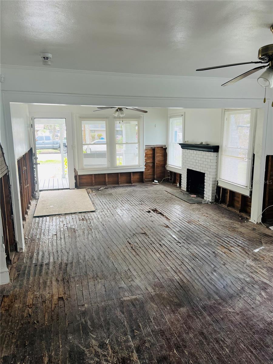 1815 2ND AVE E, BRADENTON, FL, 34208