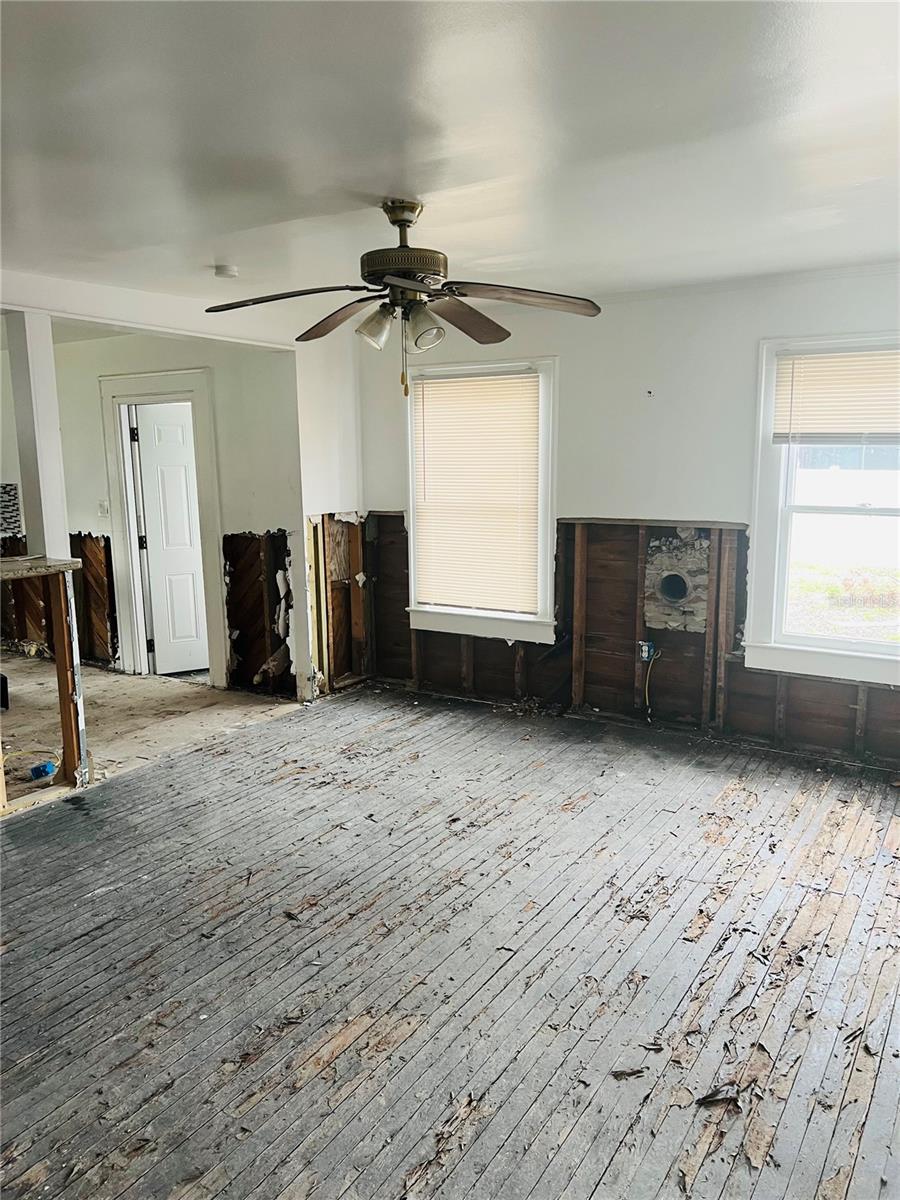 1815 2ND AVE E, BRADENTON, FL, 34208