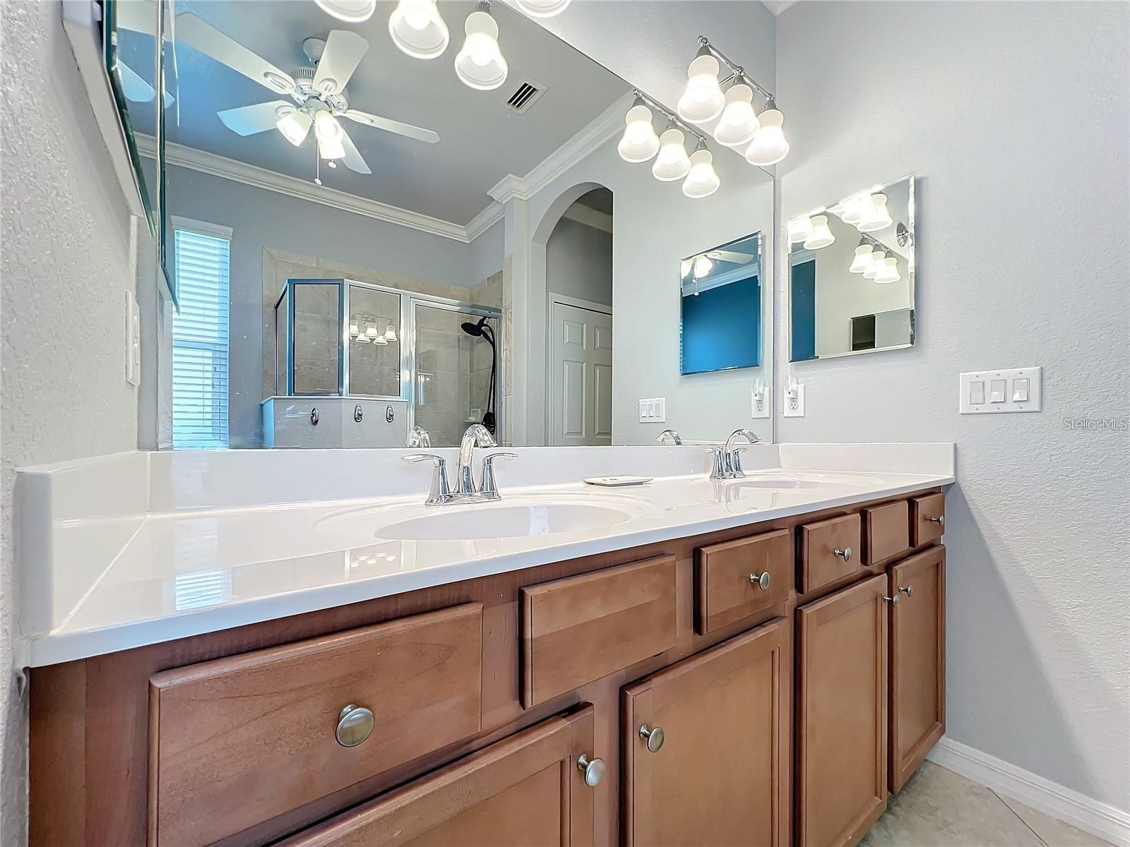 6680 WILLOWSHIRE WAY, BRADENTON, FL, 34212
