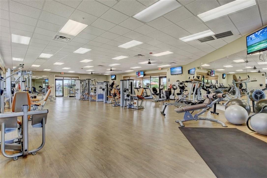 6680 WILLOWSHIRE WAY, BRADENTON, FL, 34212