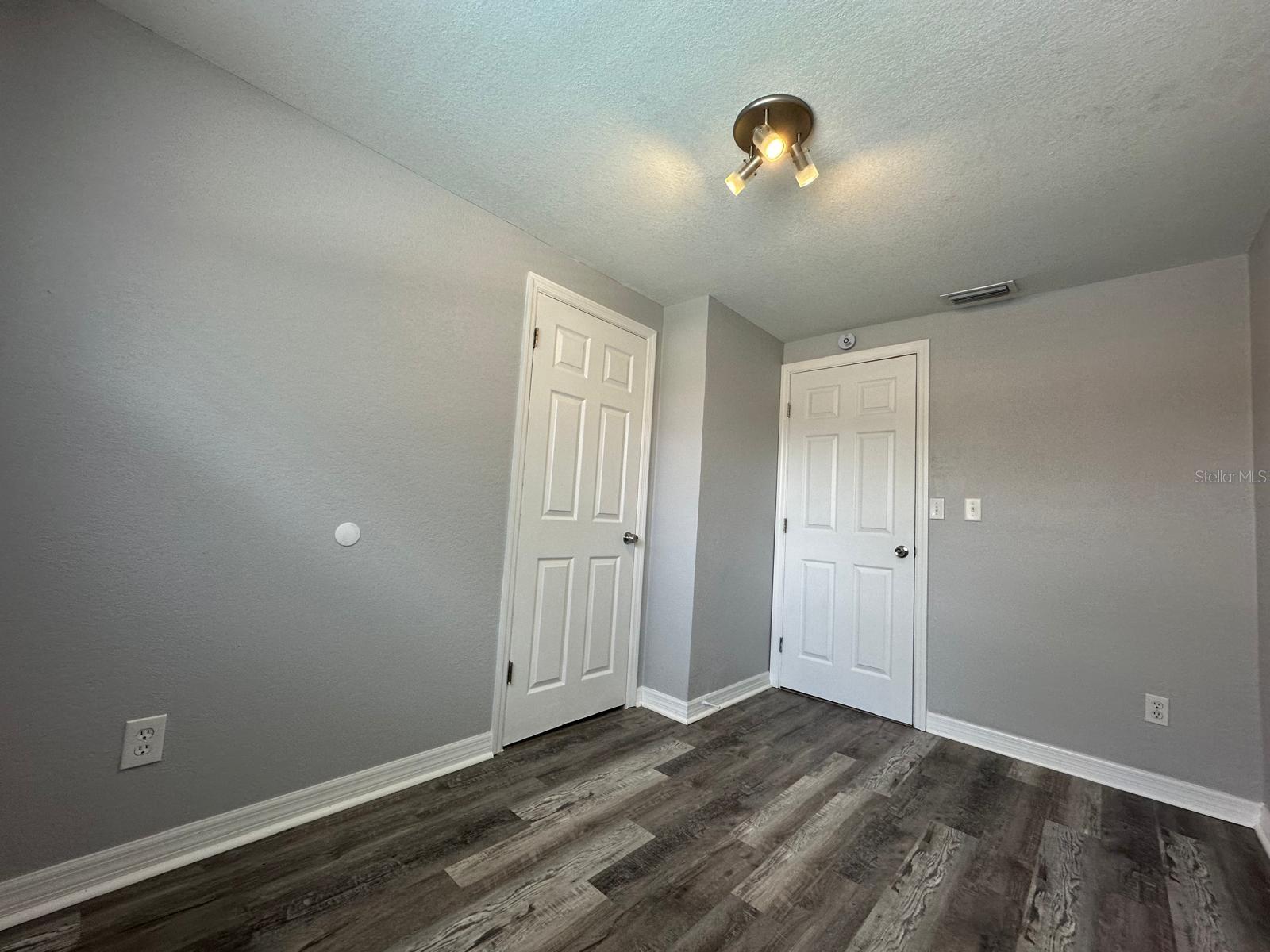 6985 82ND AVE N, PINELLAS PARK, FL, 33781