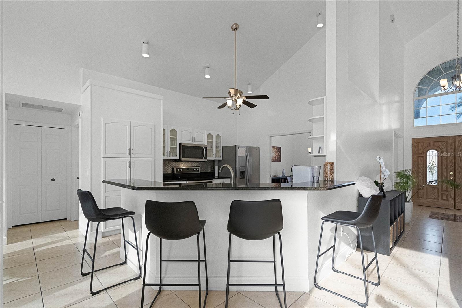 8101 CANYON LAKE CIR, ORLANDO, FL, 32835