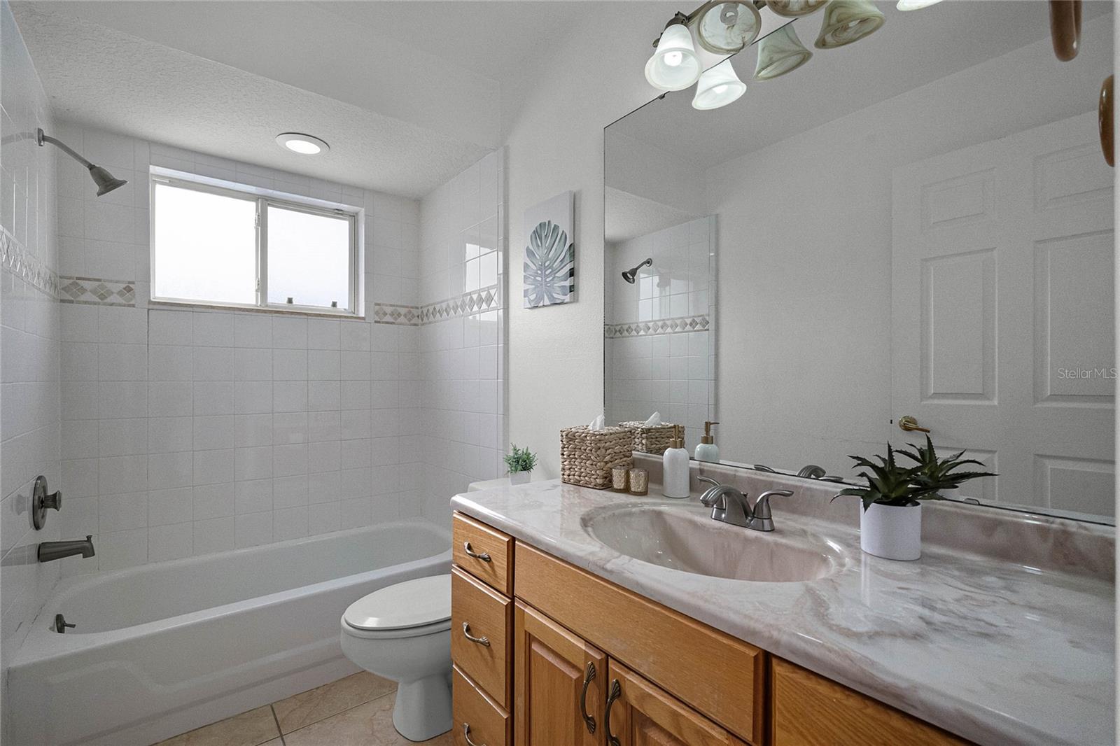 8101 CANYON LAKE CIR, ORLANDO, FL, 32835