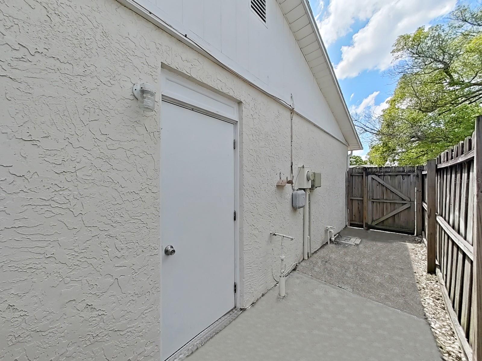 7435 SANDALWOOD DR, PORT RICHEY, FL, 34668