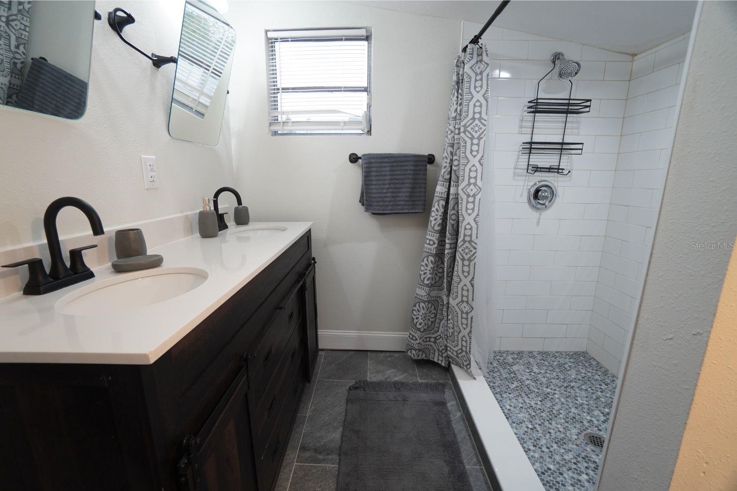 1317 E OSBORNE AVE, TAMPA, FL, 33603