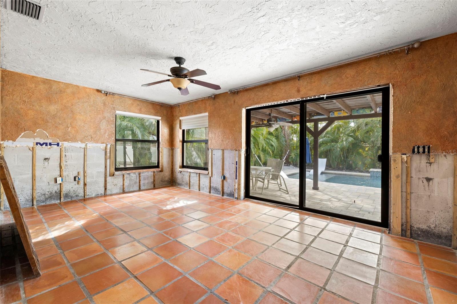 431 RAFAEL BLVD NE, ST PETERSBURG, FL, 33704