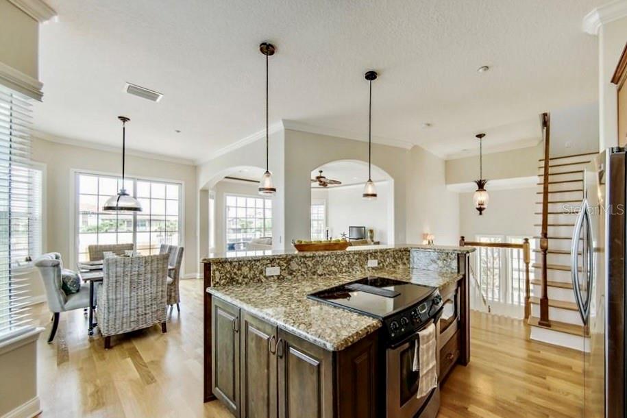 323 OCEAN CREST DR, PALM COAST, FL, 32137