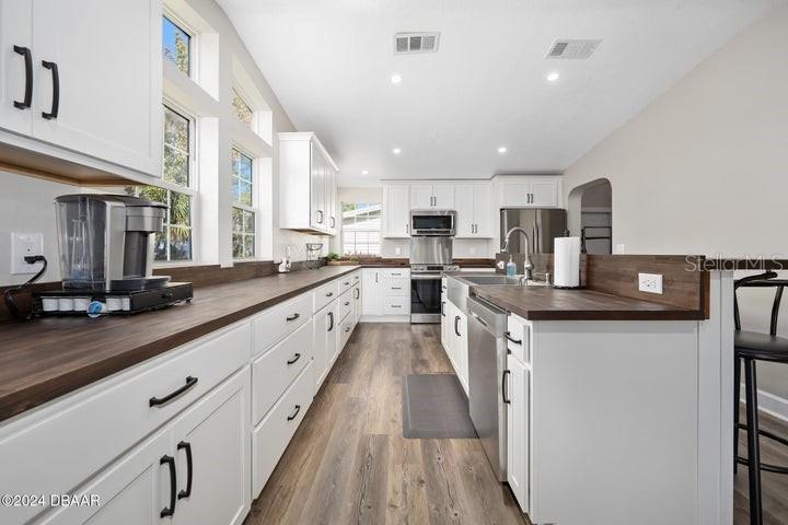 55805 CARROLL ST, ASTOR, FL, 32102