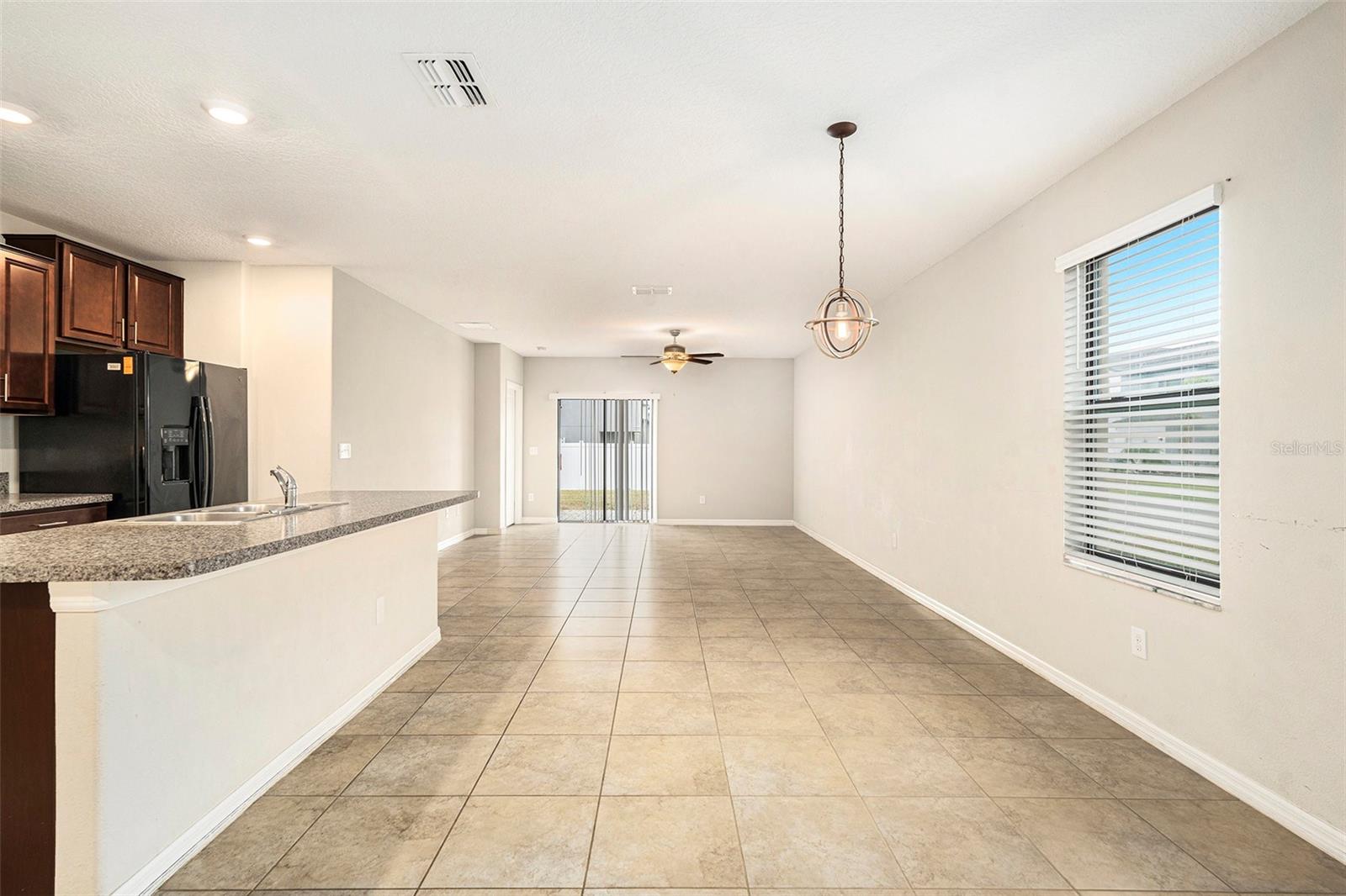 7610 BLUE IRIS LN, TAMPA, FL, 33619