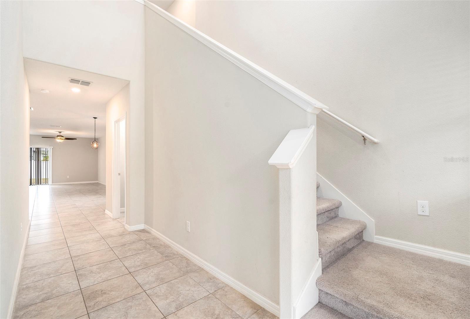 7610 BLUE IRIS LN, TAMPA, FL, 33619