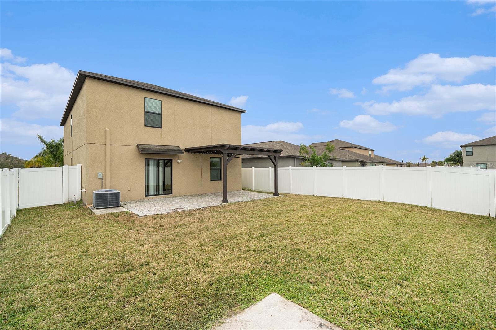 7610 BLUE IRIS LN, TAMPA, FL, 33619