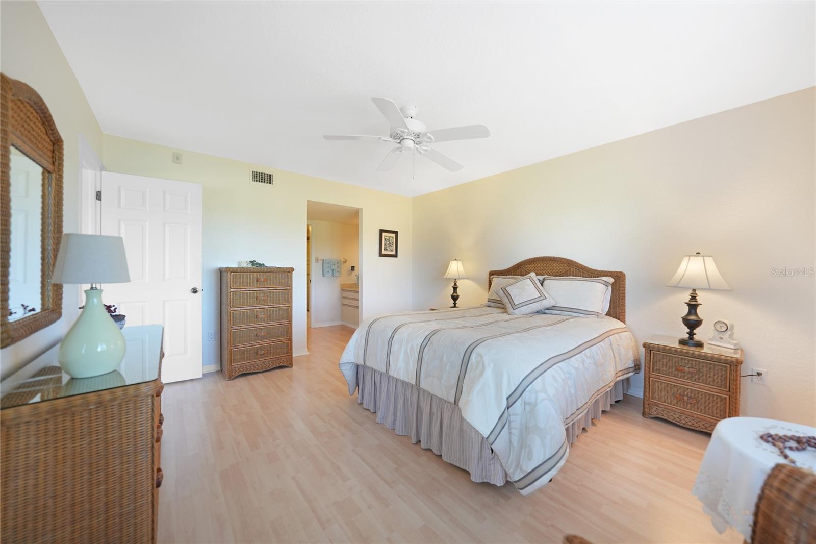 175 KINGS HWY #528, PUNTA GORDA, FL, 33983