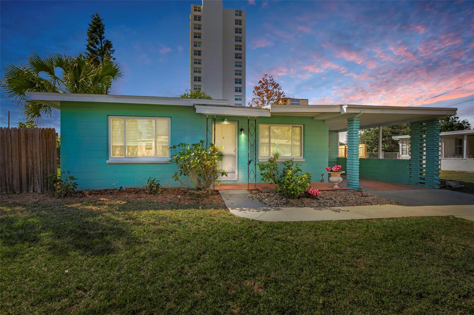 925 67TH ST S, ST PETERSBURG, FL, 33707