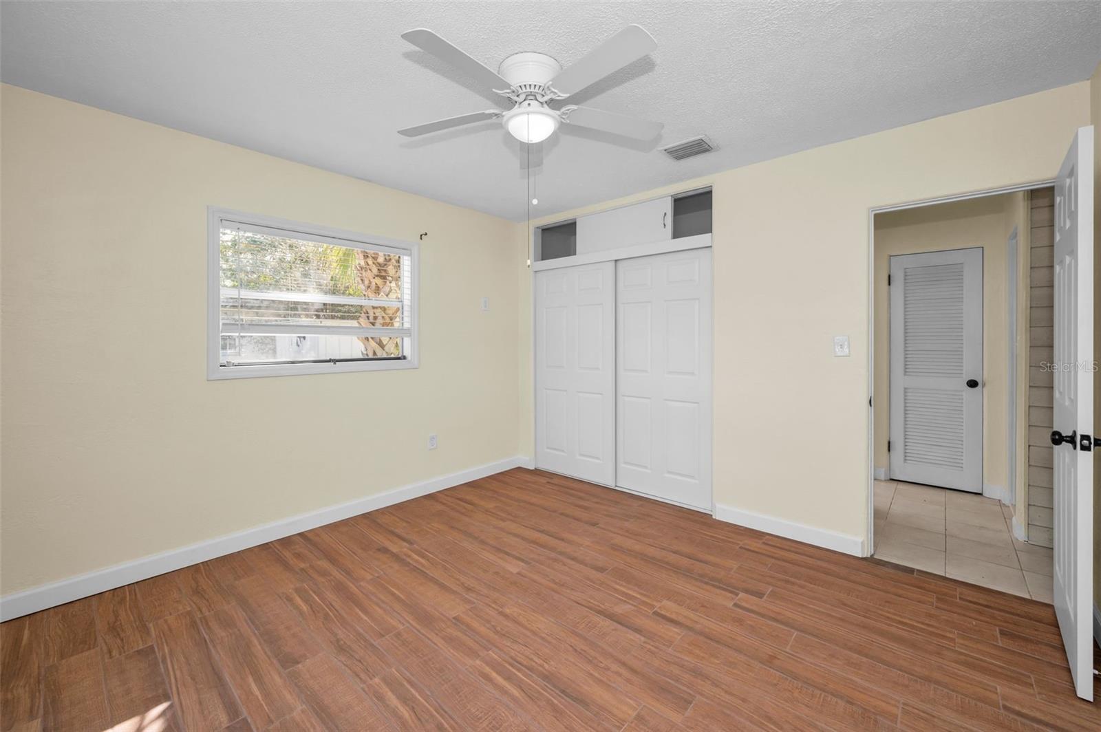 925 67TH ST S, ST PETERSBURG, FL, 33707
