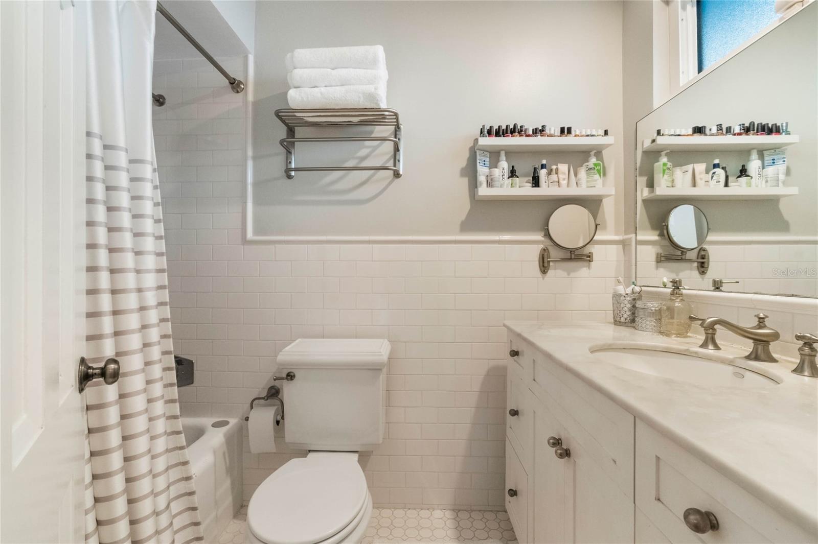 512 E GORE ST, ORLANDO, FL, 32806