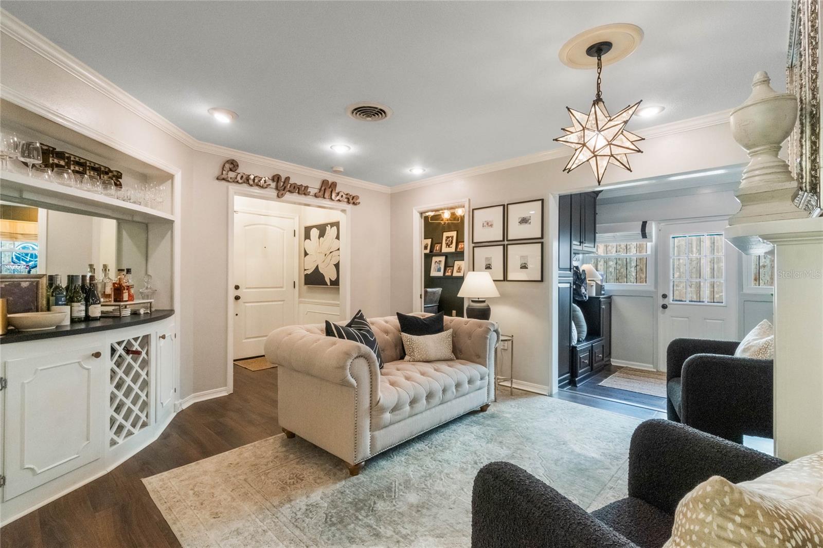 512 E GORE ST, ORLANDO, FL, 32806