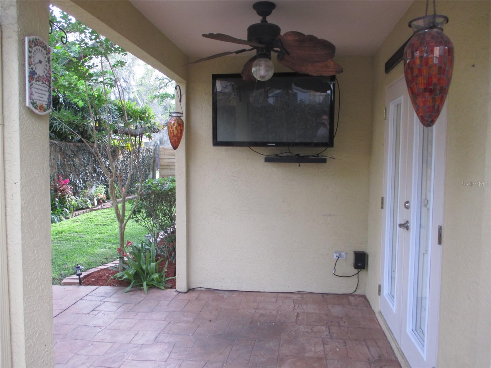 2303 MILLCREEK CT, VALRICO, FL, 33596