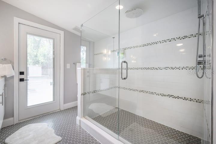 3510 N HIGHLAND AVE, TAMPA, FL, 33603