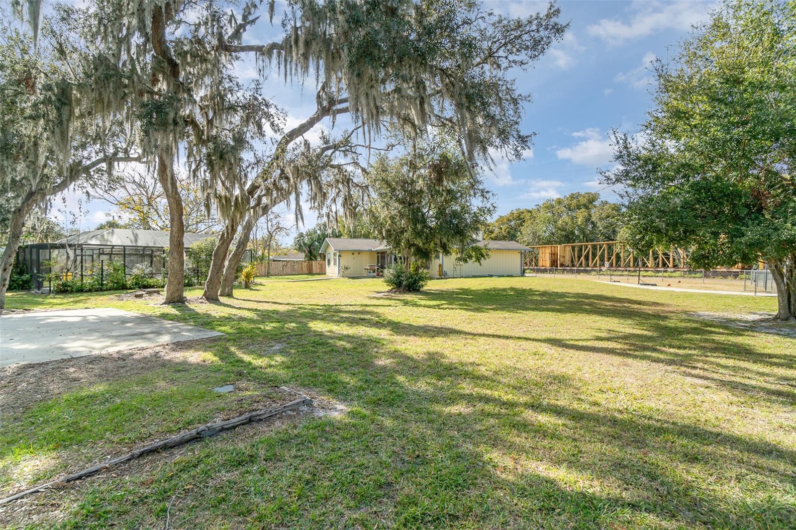 16036 3RD ST, UMATILLA, FL, 32784