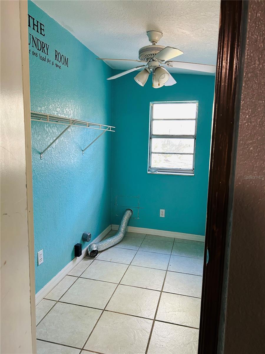 936 S COUNTY ROAD 21, HAWTHORNE, FL, 32640