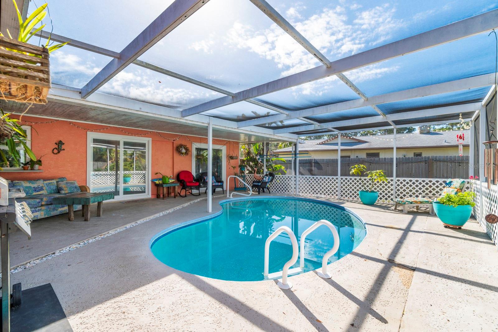 8460 PARKWOOD BLVD, SEMINOLE, FL, 33777