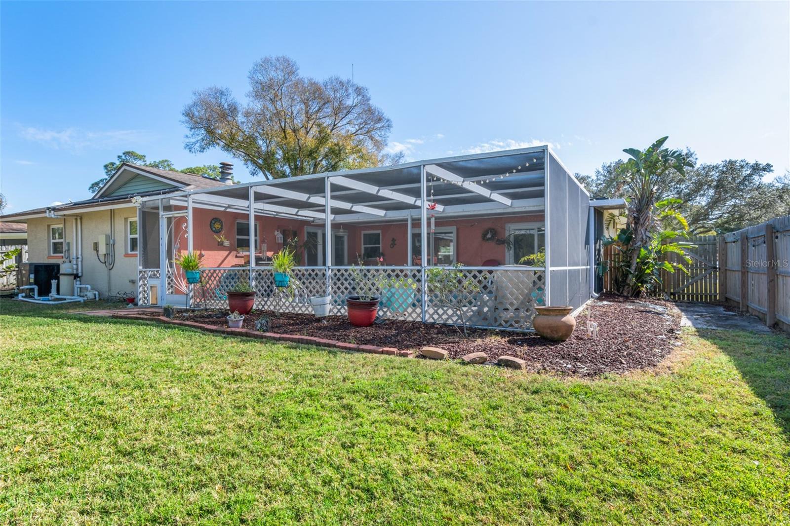 8460 PARKWOOD BLVD, SEMINOLE, FL, 33777
