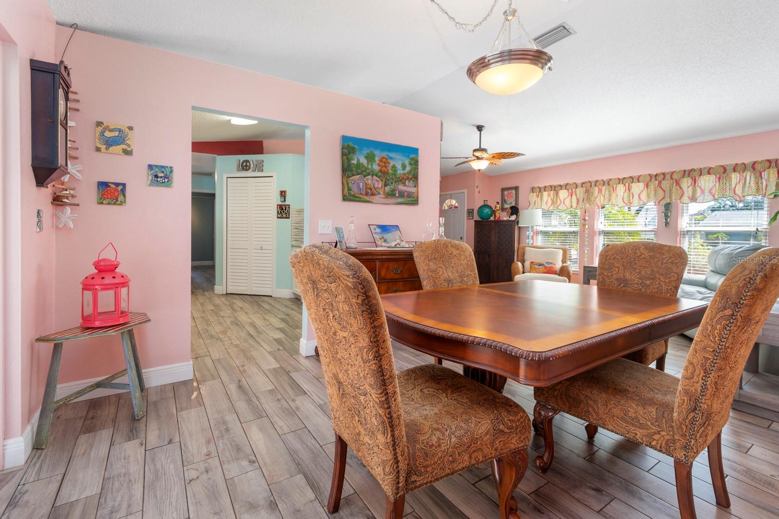 8460 PARKWOOD BLVD, SEMINOLE, FL, 33777