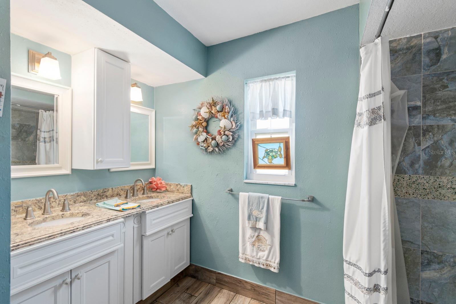 8460 PARKWOOD BLVD, SEMINOLE, FL, 33777