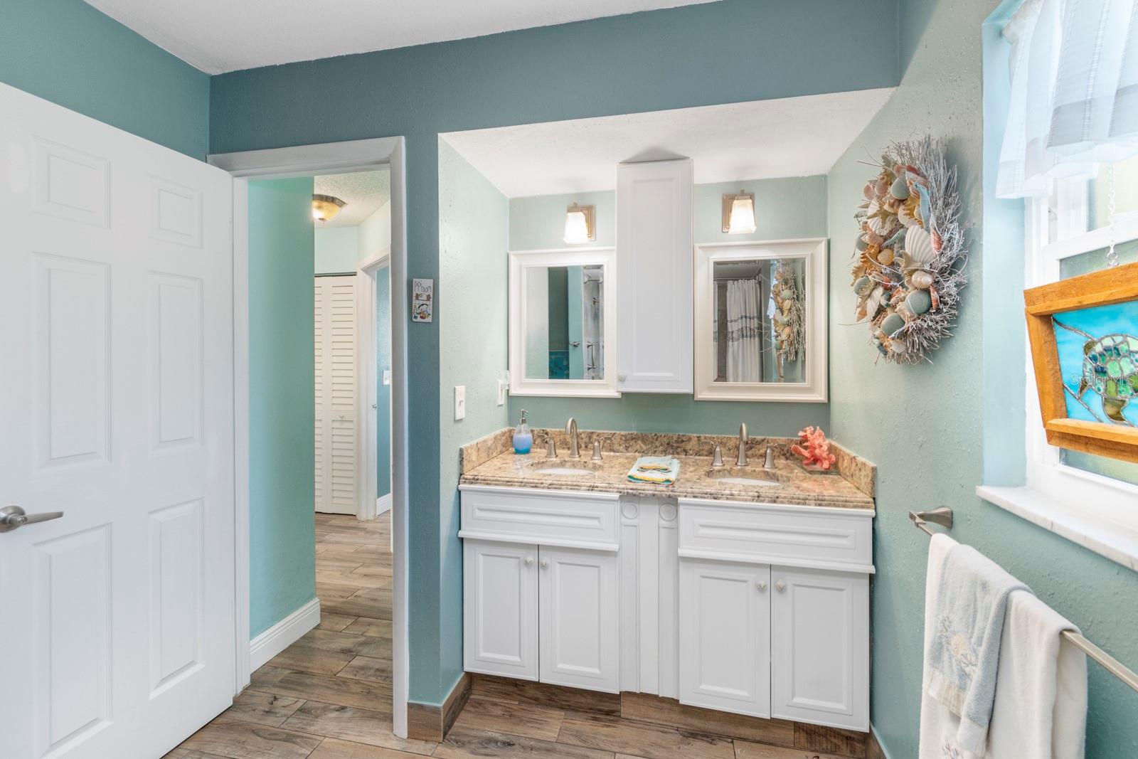 8460 PARKWOOD BLVD, SEMINOLE, FL, 33777