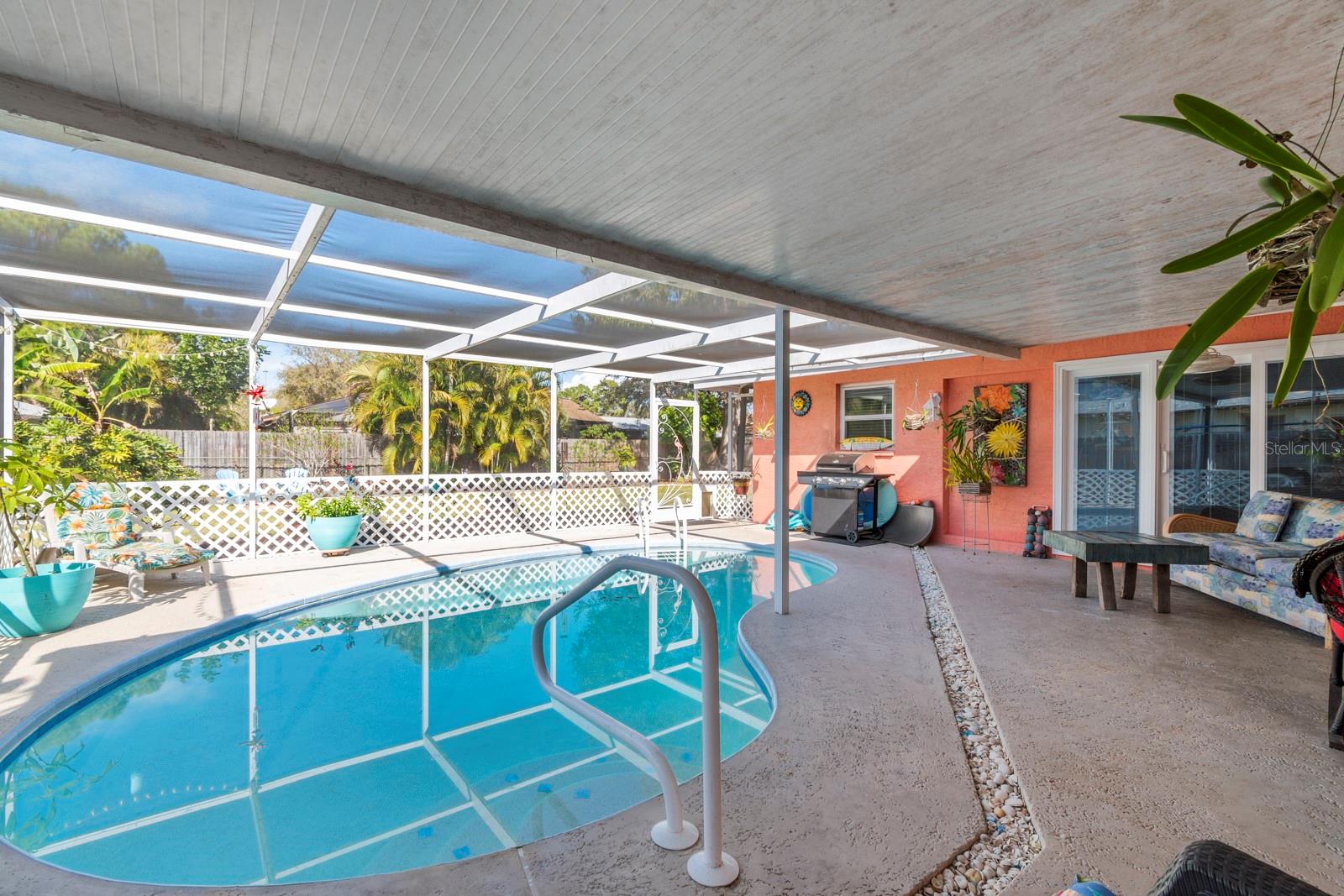 8460 PARKWOOD BLVD, SEMINOLE, FL, 33777