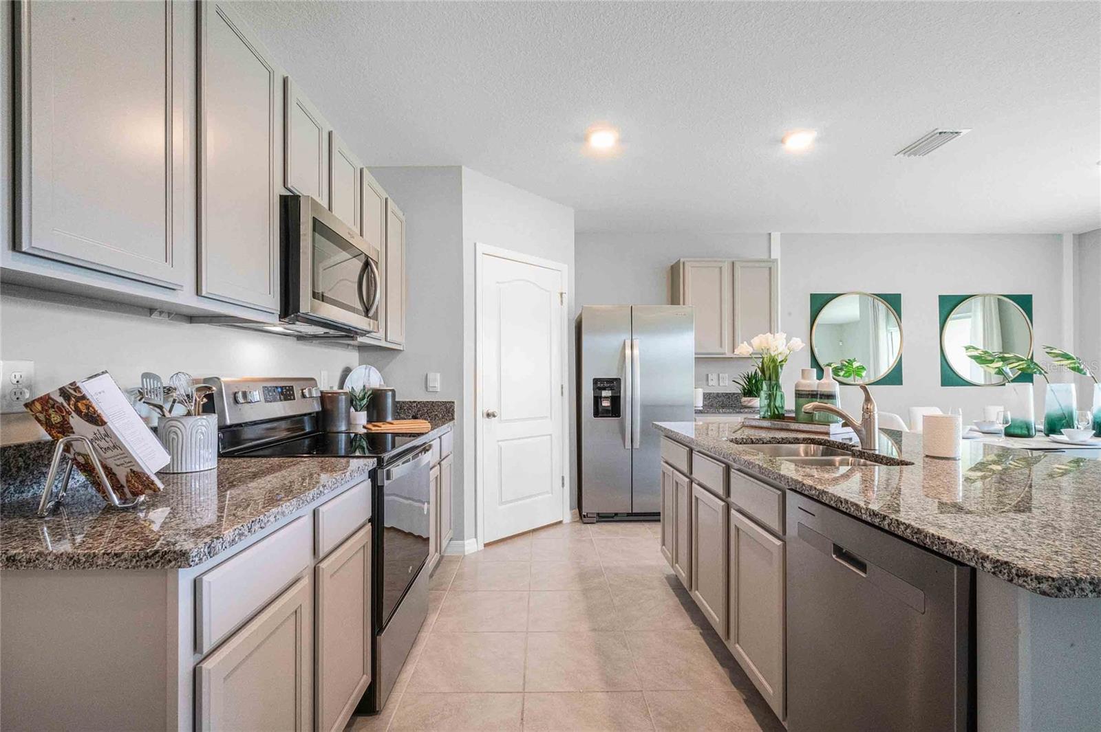 3818 ROYAL AZALEA WAY, SANFORD, FL, 32773