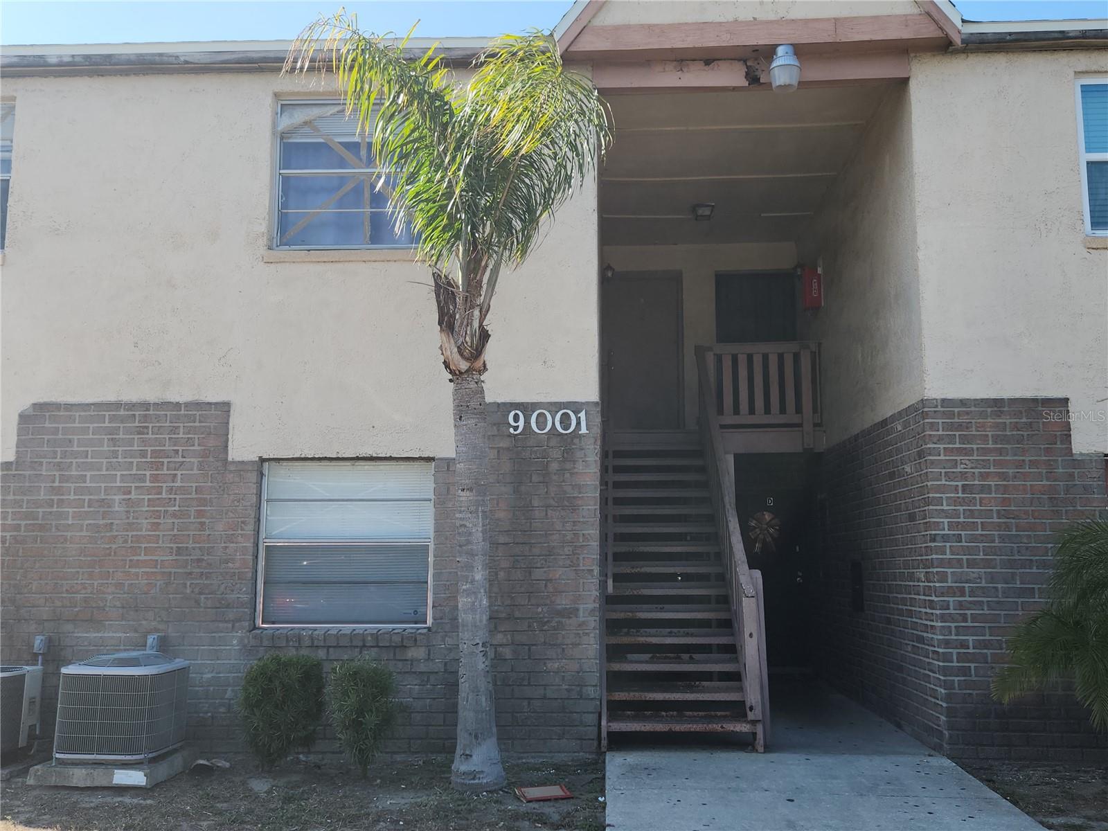 9001 WESTCHESTER CIR #1, TAMPA, FL, 33604