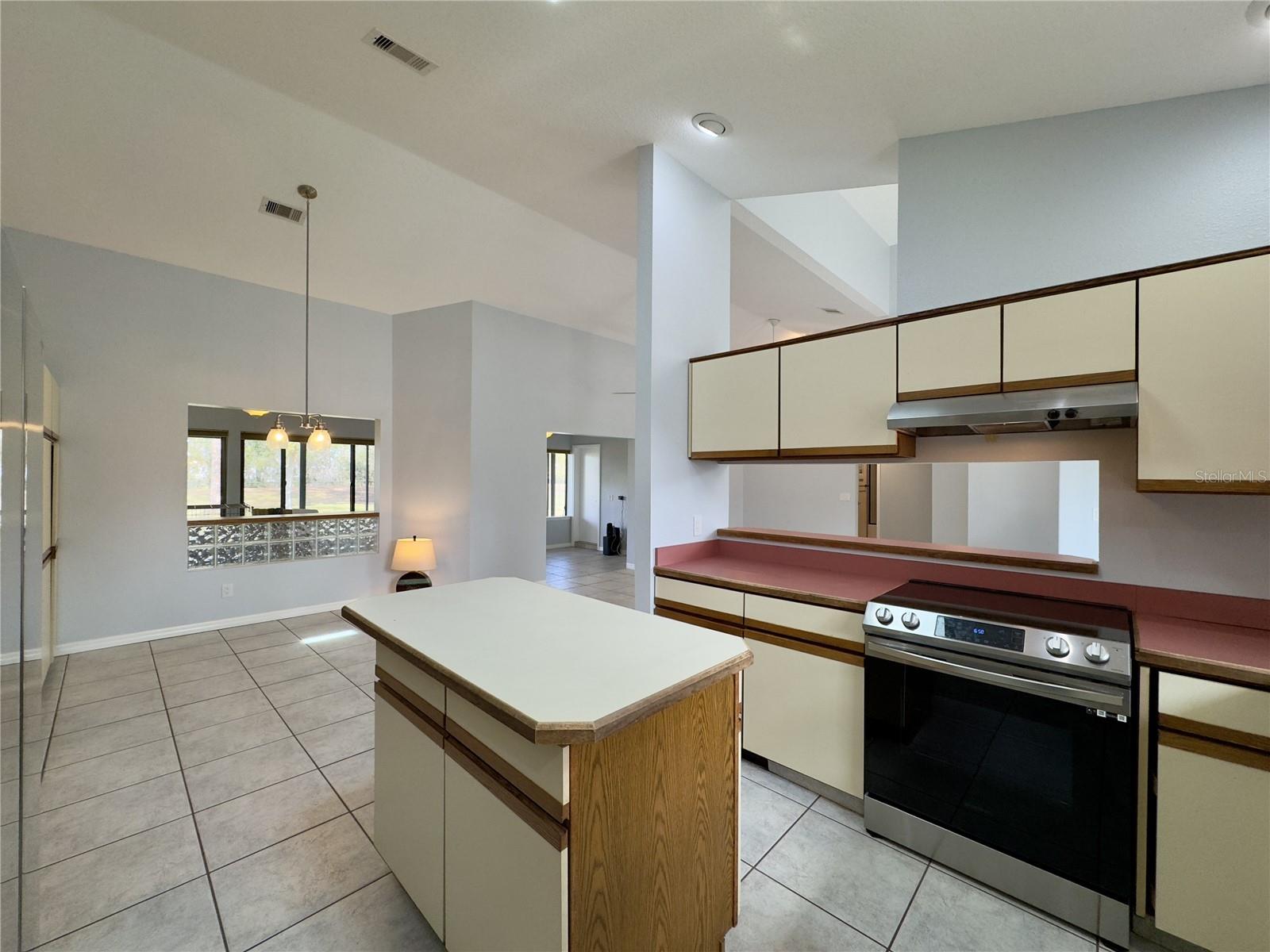 2260 SPRING LAKE CIR, ST CLOUD, FL, 34771