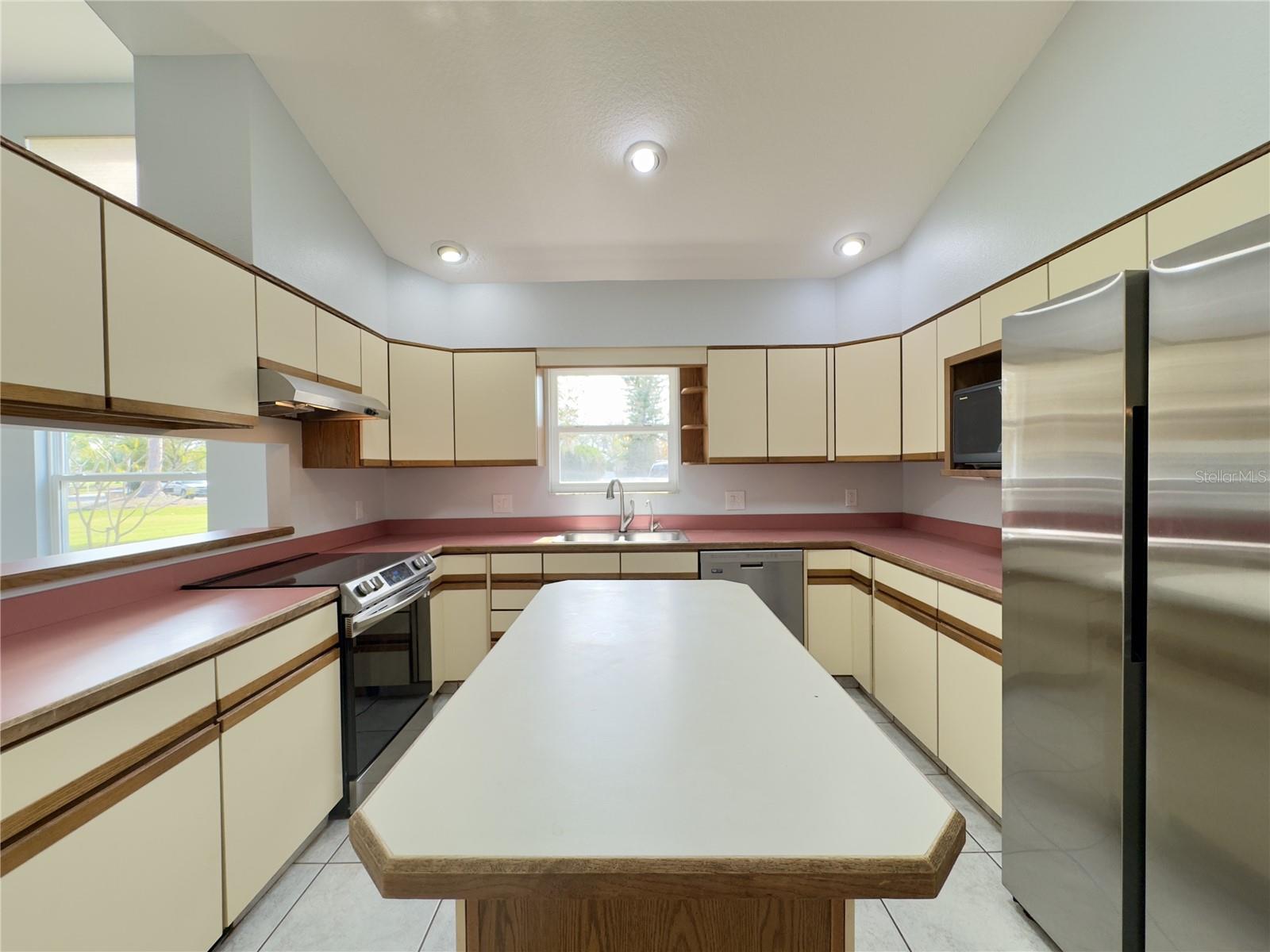 2260 SPRING LAKE CIR, ST CLOUD, FL, 34771