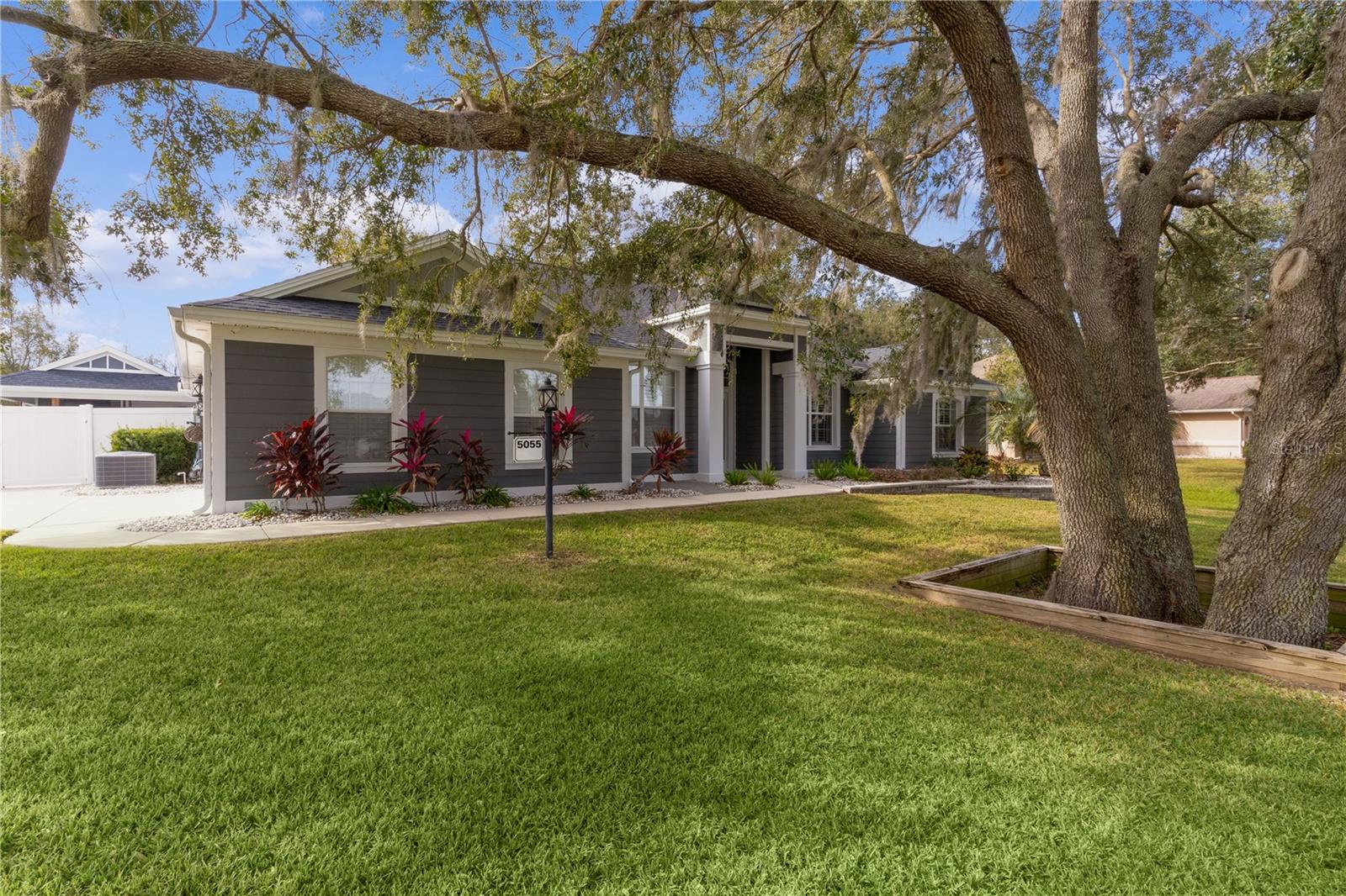 5055 COUNTY ROAD 125 #B1, WILDWOOD, FL, 34785