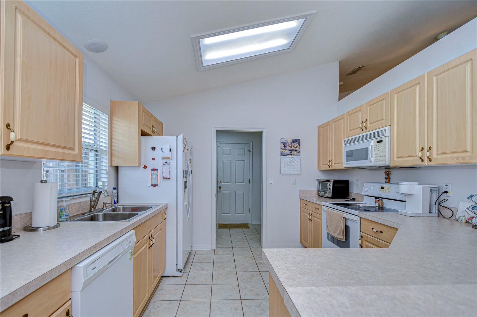 6932 OAKCREST WAY, ZEPHYRHILLS, FL, 33542