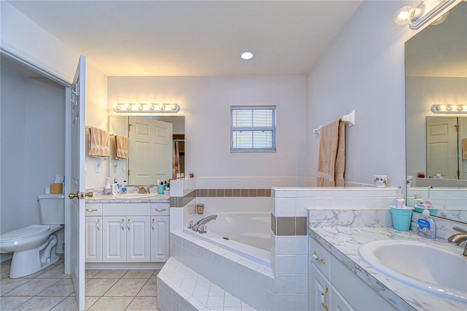 6932 OAKCREST WAY, ZEPHYRHILLS, FL, 33542