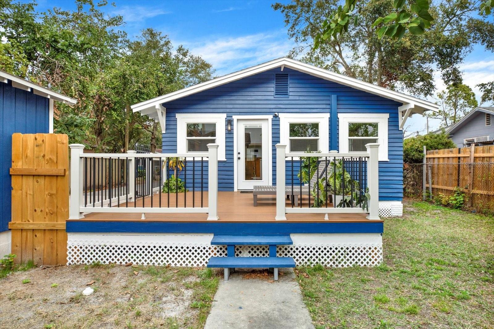 207 E SELMA AVE, TAMPA, FL, 33603